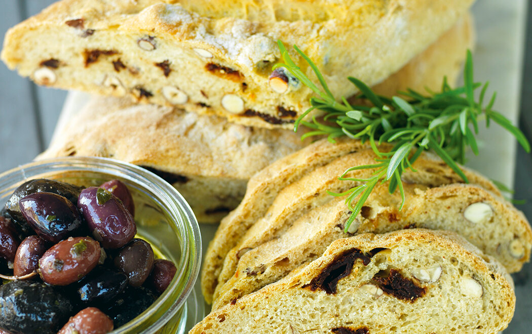 pane-con-olive-e-nocciole0-thumbnail