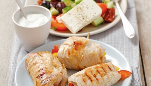 Involtini-di-tacchino-ai-peperoni-con-insalata-thumbnail