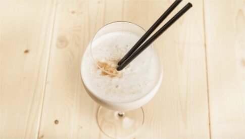milk-shake-nocciola-yogurt-e-caffe-thumbnail