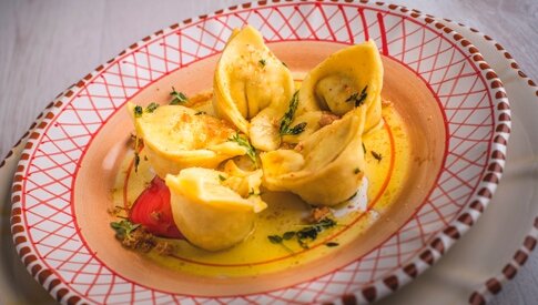 tortelli-con-mele-e-amaretti-thumbnail