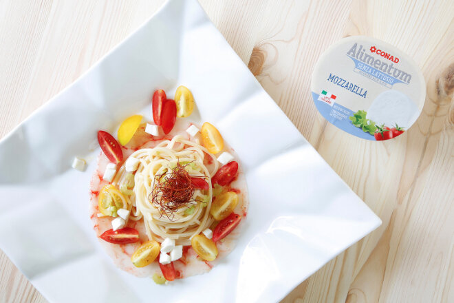 spaghetti-con-datterini-gialli-e-rossi-e-mozzarella-senza-lattosio-thumbnail