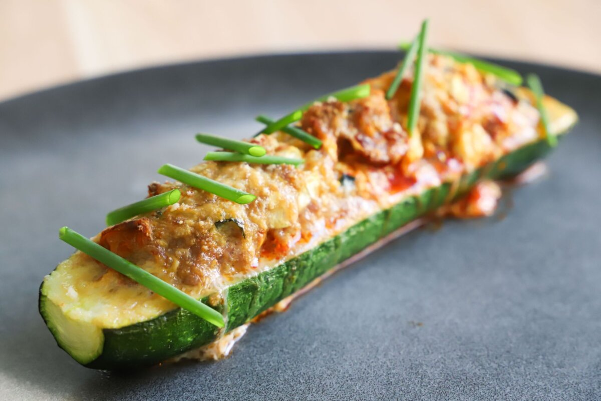 zucchine-ripiene-salsiccia-thumbnail