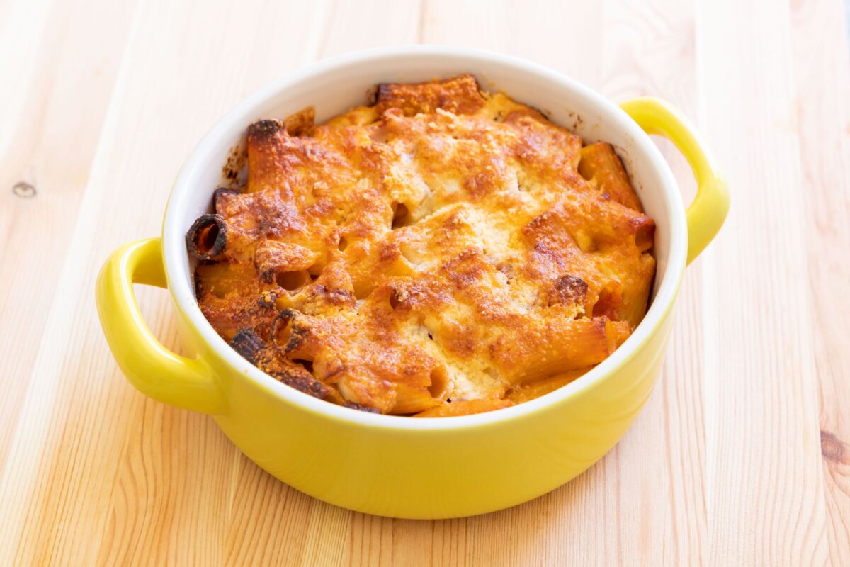 pasta-avanzata-al-forno-amatriciana-mozzarella-thumbnail