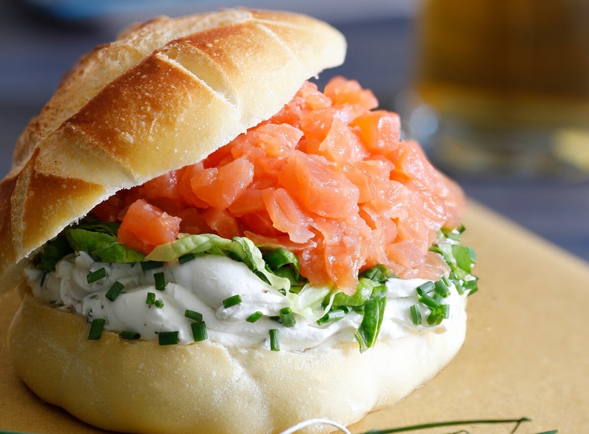 hamburger-con-tartare-di-salmone-thumbnail