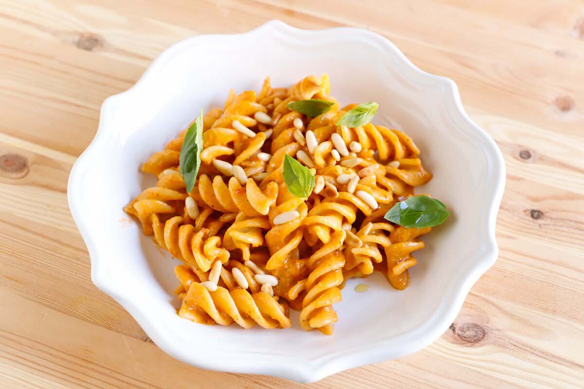 pasta-al-pesto-rosso-ricetta-thumbnail