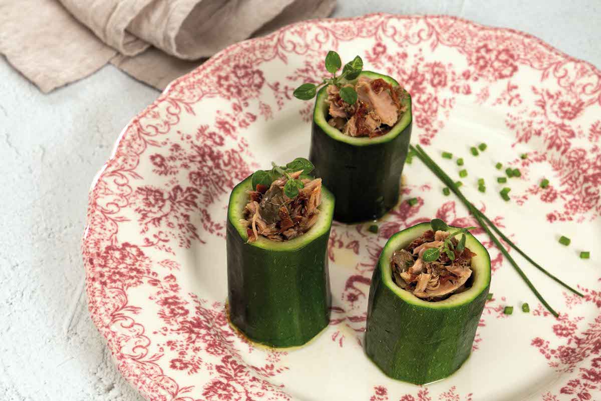 zucchine-ripiene-con-tonno--cipollotti-e-pomodori-secchi-thumbnail